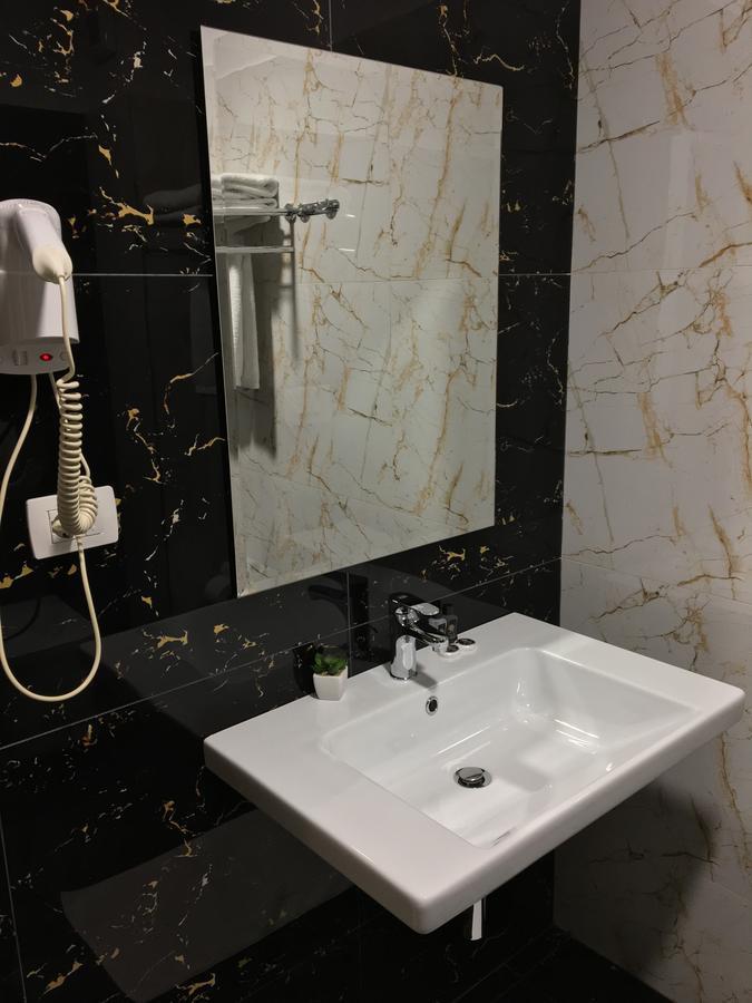 Soleo Hotel Tiranë Eksteriør bilde